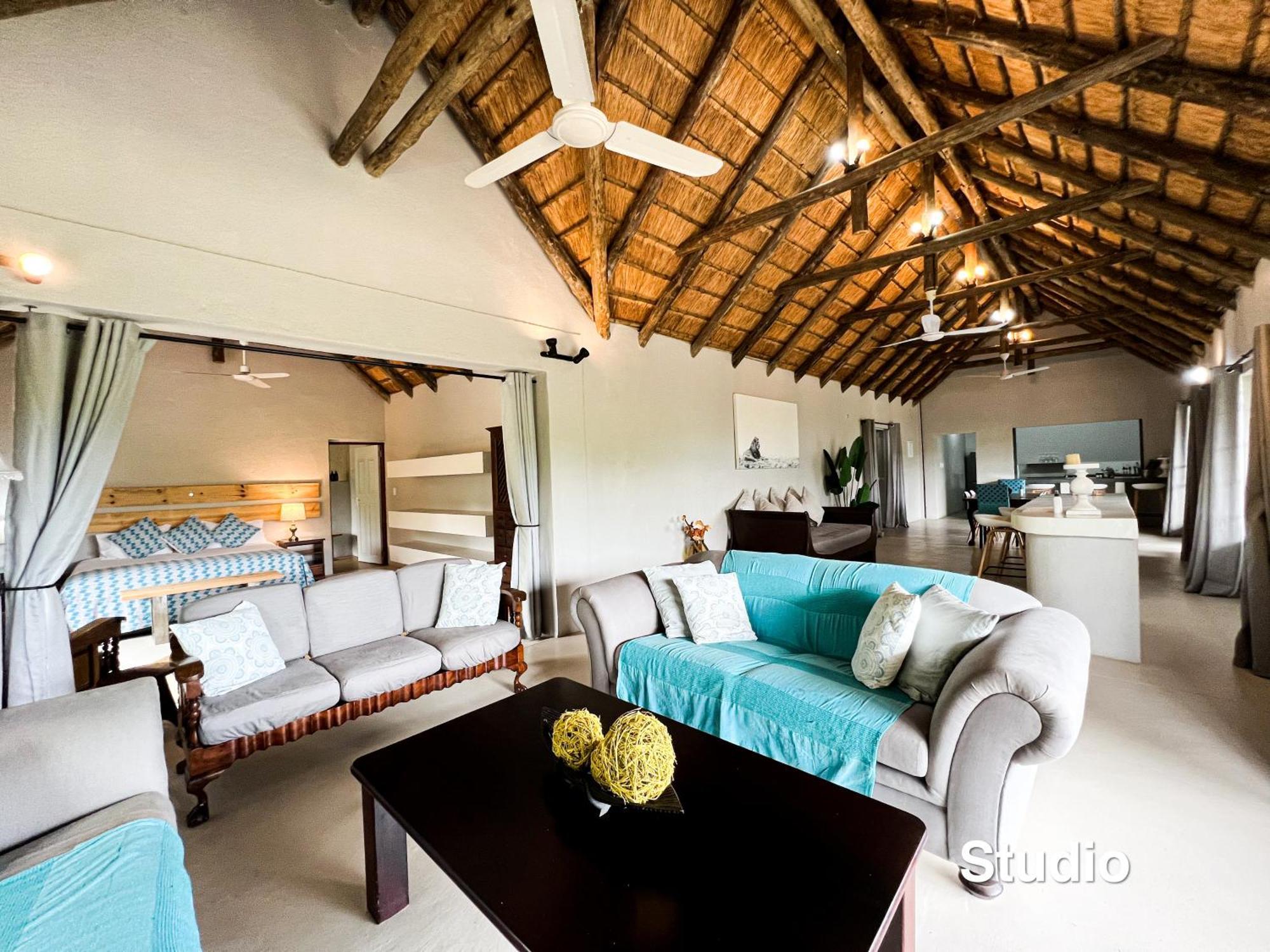 24 Degrees South Country Estate Βίλα Hoedspruit Εξωτερικό φωτογραφία