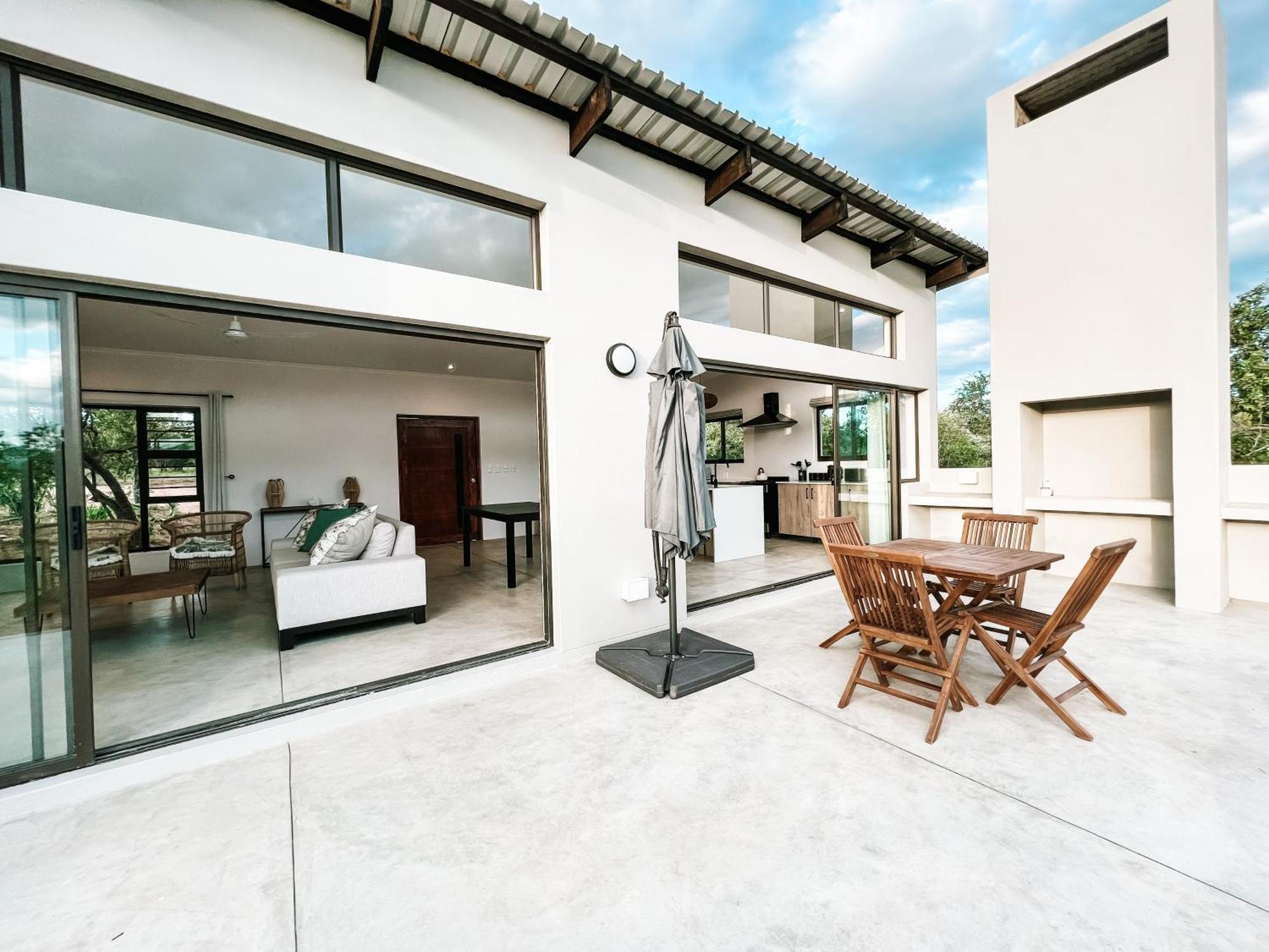 24 Degrees South Country Estate Βίλα Hoedspruit Εξωτερικό φωτογραφία