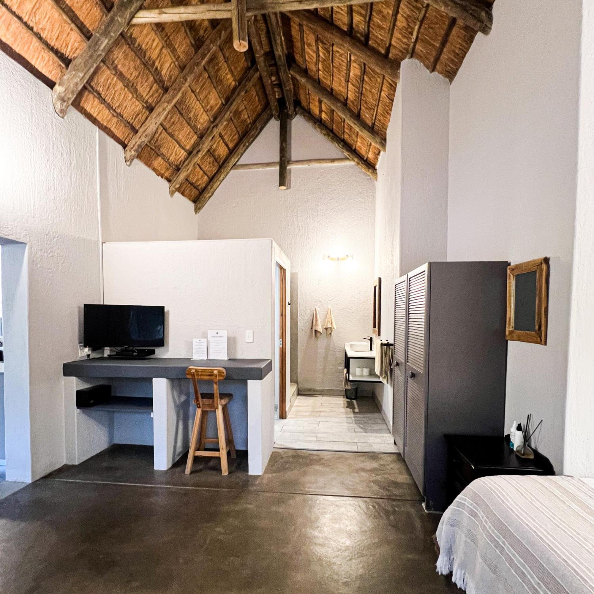 24 Degrees South Country Estate Βίλα Hoedspruit Εξωτερικό φωτογραφία